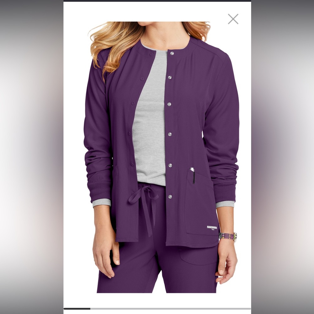 Sketchers by Barco scrub top eggplant